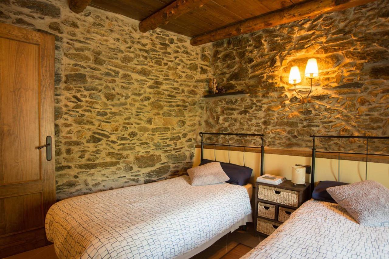 Apartmán Casa Coix Escas Exteriér fotografie