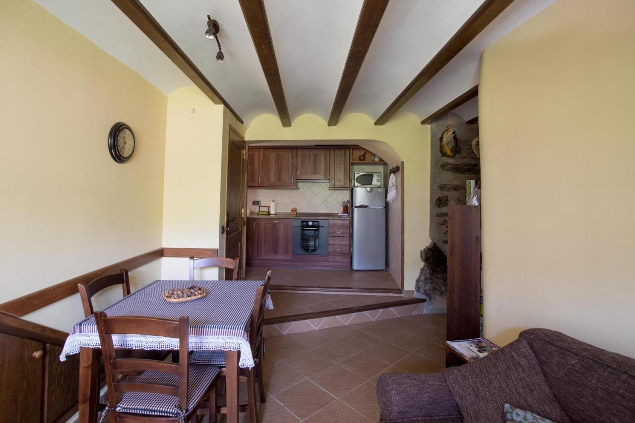 Apartmán Casa Coix Escas Exteriér fotografie